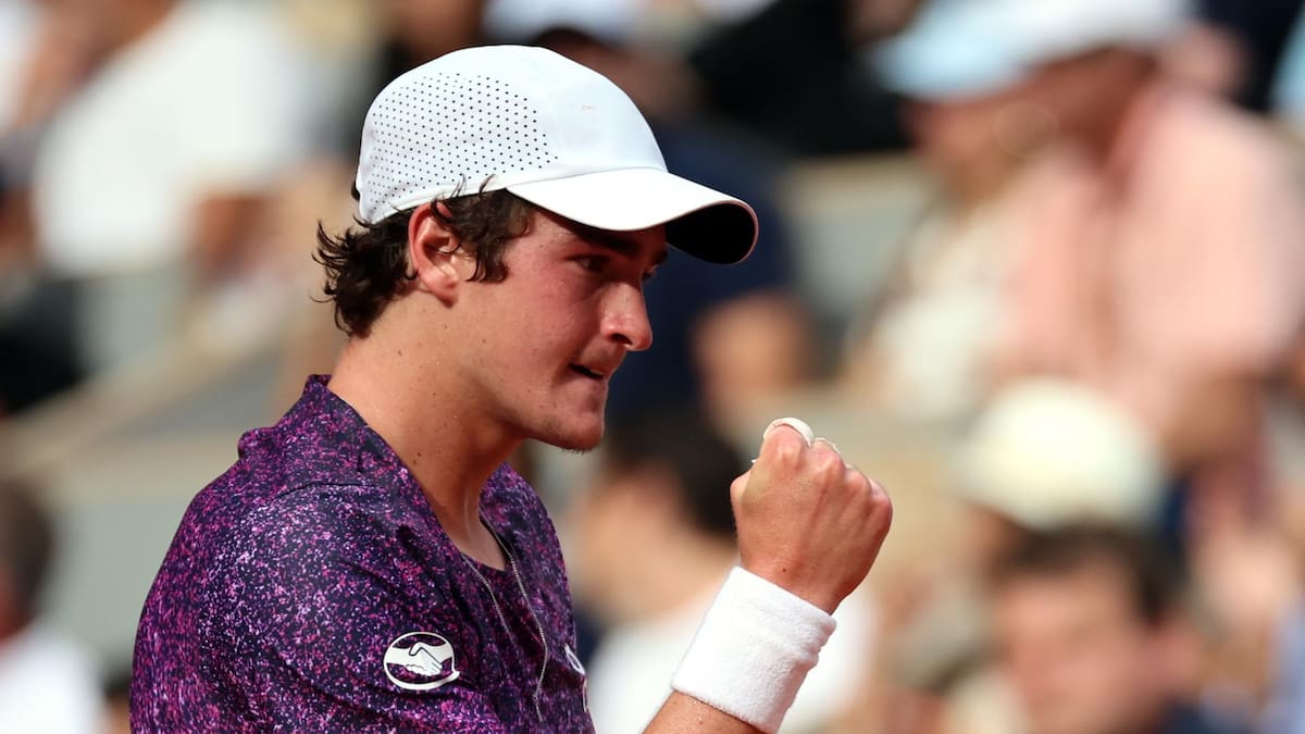 ¡Chao Djokovic! Joao Fonseca da el batacazo y lo elimina de Roland Garros