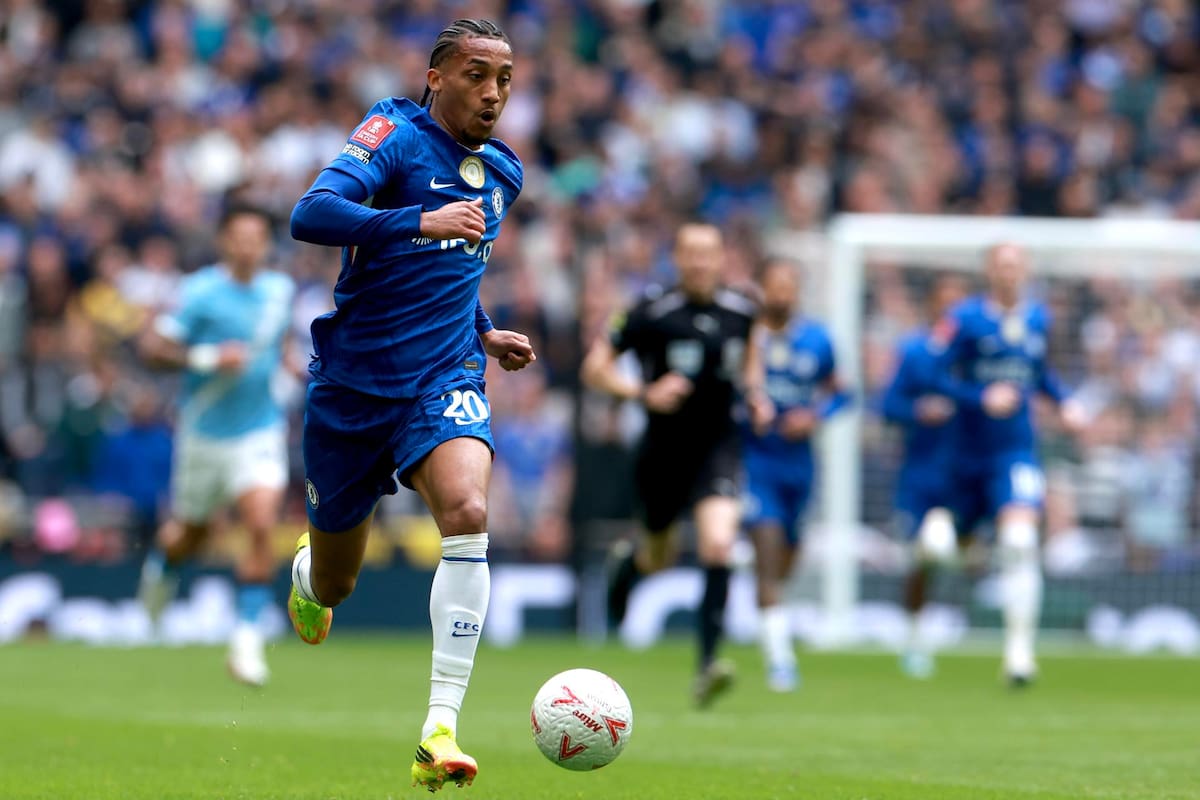 Delantero de Chelsea que se quedó fuera del Mundial. EFE