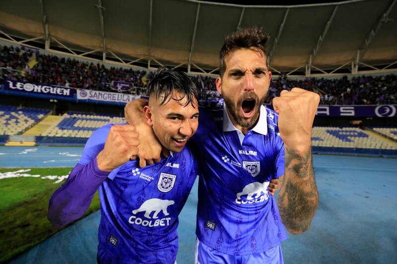 , delantero del León de Collao. /Photosport