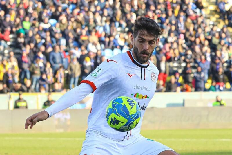 Joaquín Larrivey recibió una oferta de Magallanes para volver al fútbol chileno. Foto: Südtirol