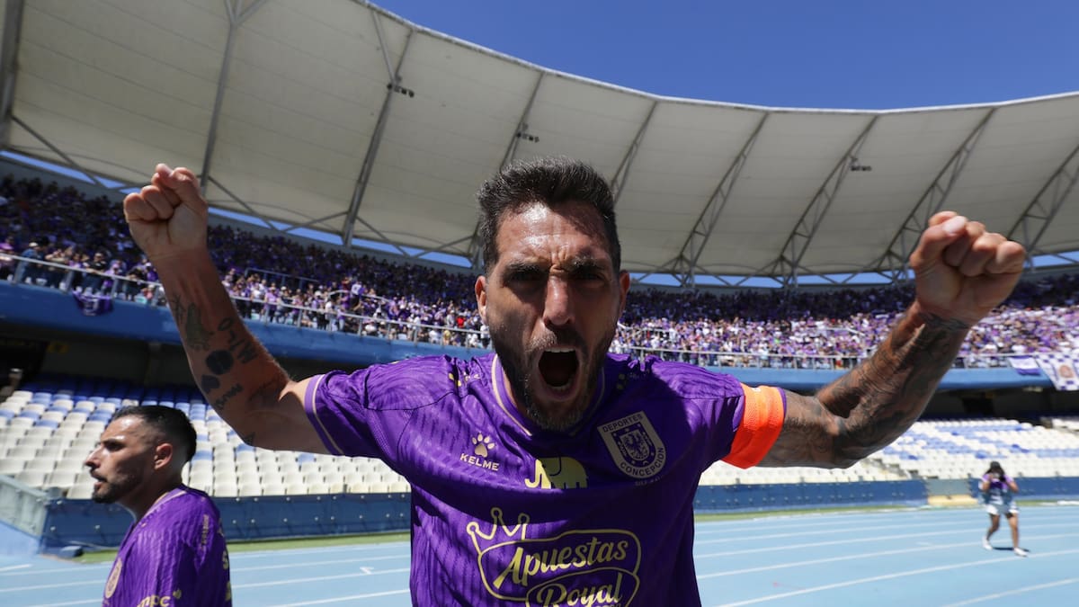 “Es oficial”: Joaquín Larrivey le da, justo a tiempo, la mejor noticia de todas a Deportes Concepción y a Chile