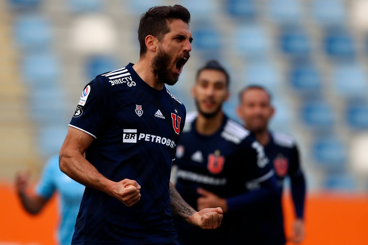 Durante su etapa en Universidad de Chile. Foto: Aton.