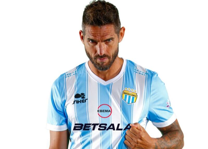 , delantero de Magallanes.