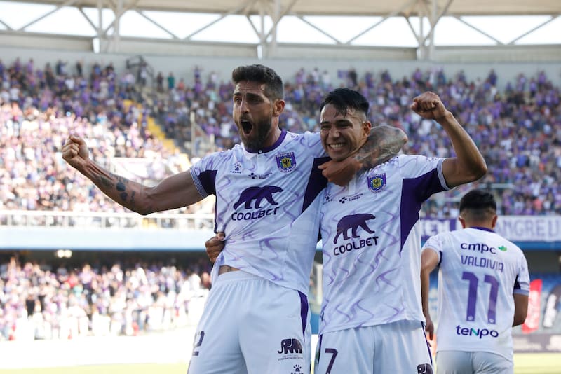 La dupla de oro que tiene el León de Collao. Foto: Agencia Aton