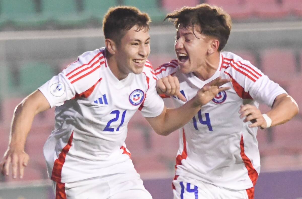 VIDEO | Hijo de campeón con Colo Colo y la UC brilla con este gol para La Rojita en el Sudamericano