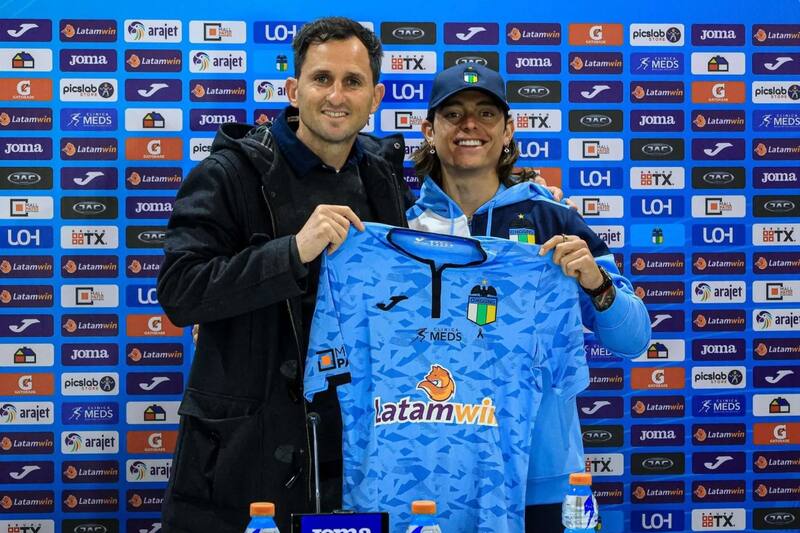 recibe el alta médica.