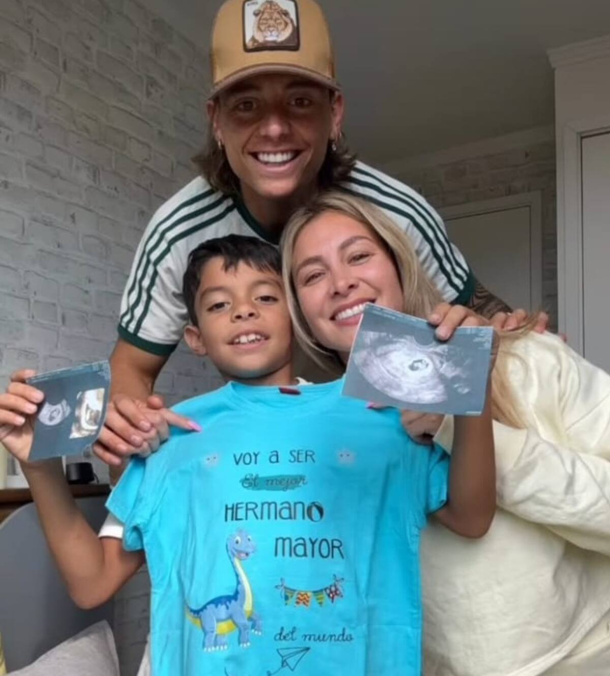 El niño de 8 años está feliz con la noticia. Créditos: Instagram