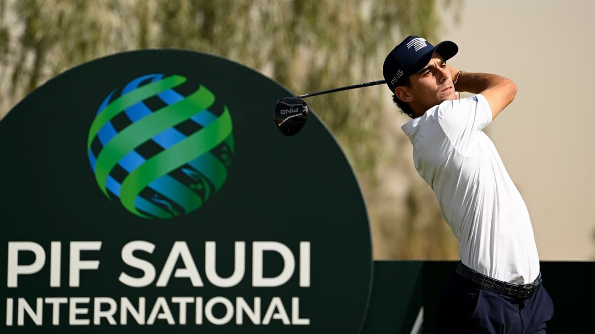 Joaquín Niemann se ubica entre los 100 deportistas mejor pagados del mundo