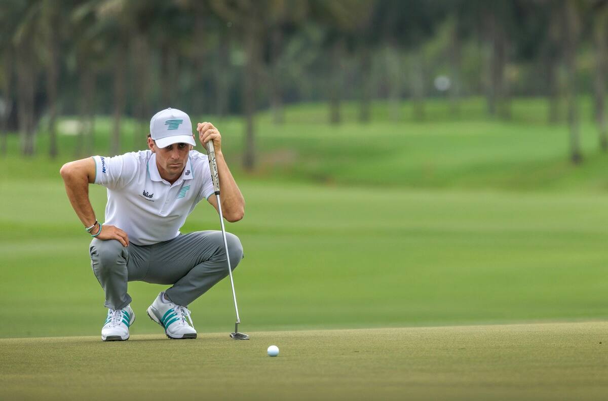 El jueves negro le pesó: Joaquín Niemann no pasa el corte en el The Open