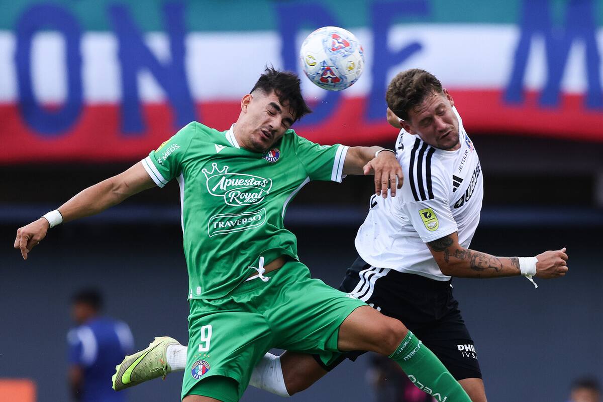 El central se convierte en pieza clave en Colo Colo. Foto: Aton.