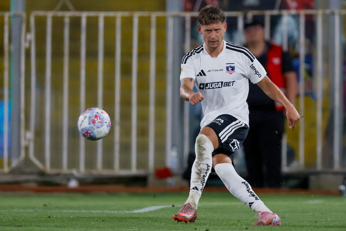 “En Italia era inmaduro, no jugaba y me quería ir; en Colo Colo agarré una etapa de madurez total”. Foto: Aton.