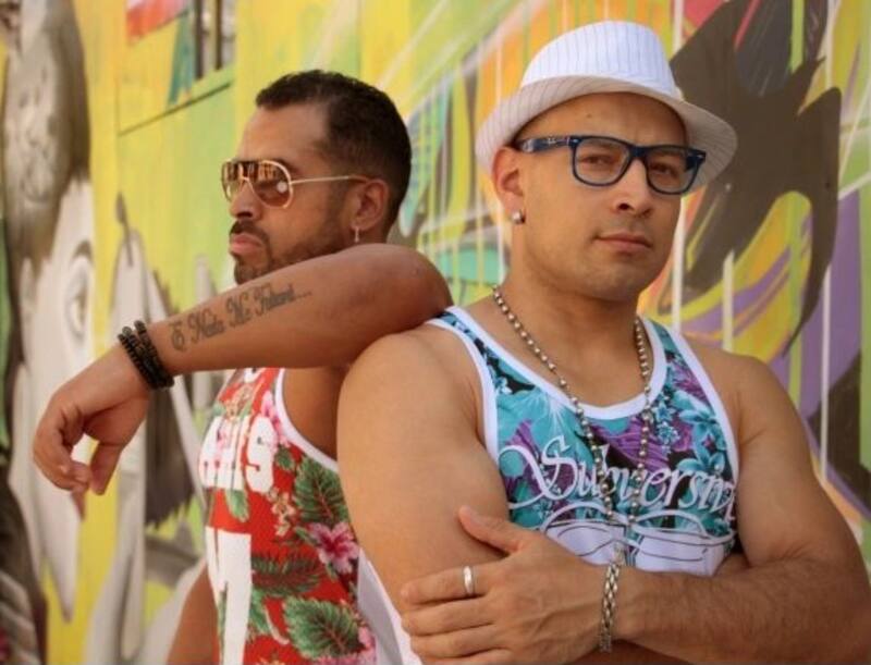 los hermanos de Axe.