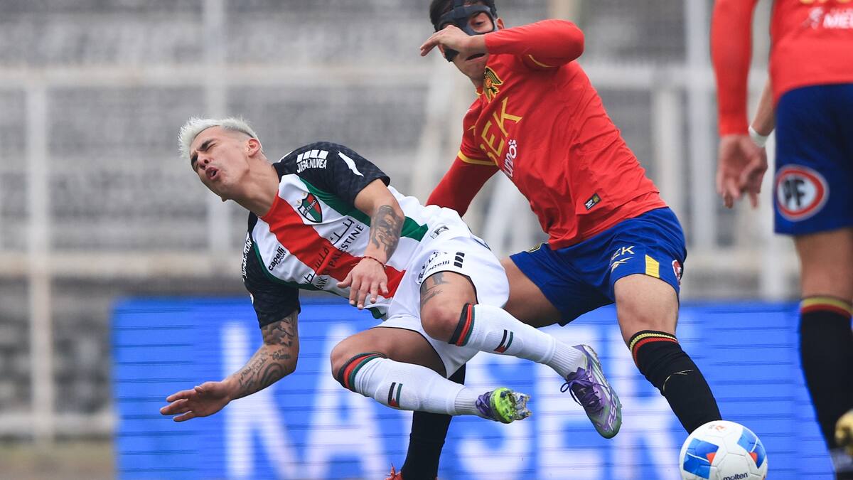 VIDEO | ¡Casi 100 faltas! ¿Quién fue el jugador más golpeado este 2025 en el fútbol chileno?