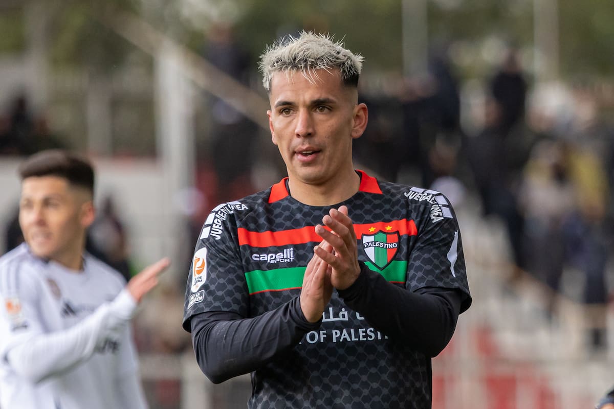 Joe Abrigo en el duelo de Palestino vs Colo Colo, Liga de Primera, Estadio Municipal La Cisterna. Foto: Felipe Escobedo