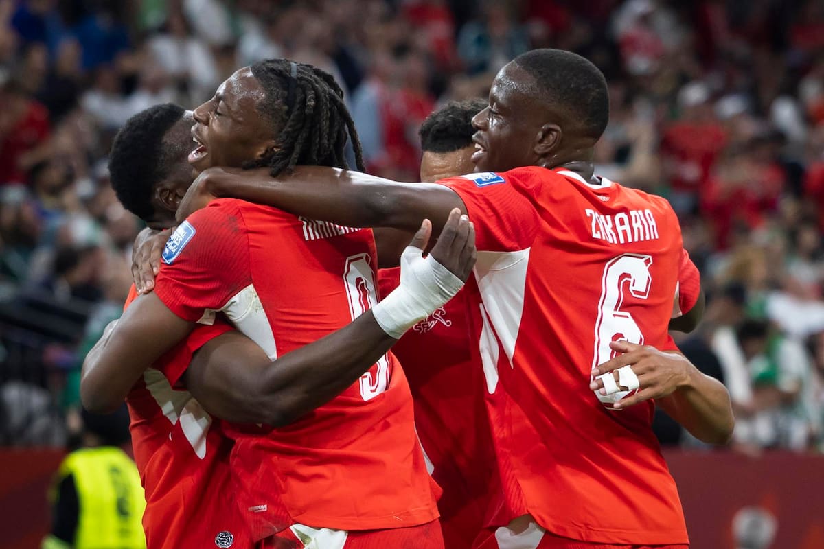 El ofensivo apareció cojeando en la previa del duelo ante Argentina. Foto: Agencia EFE.