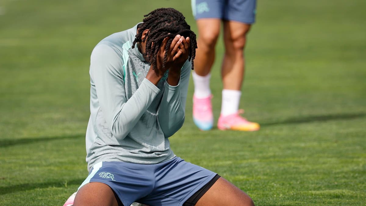 Alarma total en Suiza: Johan Manzambi queda fuera del partido contra Colombia por los octavos del Mundial