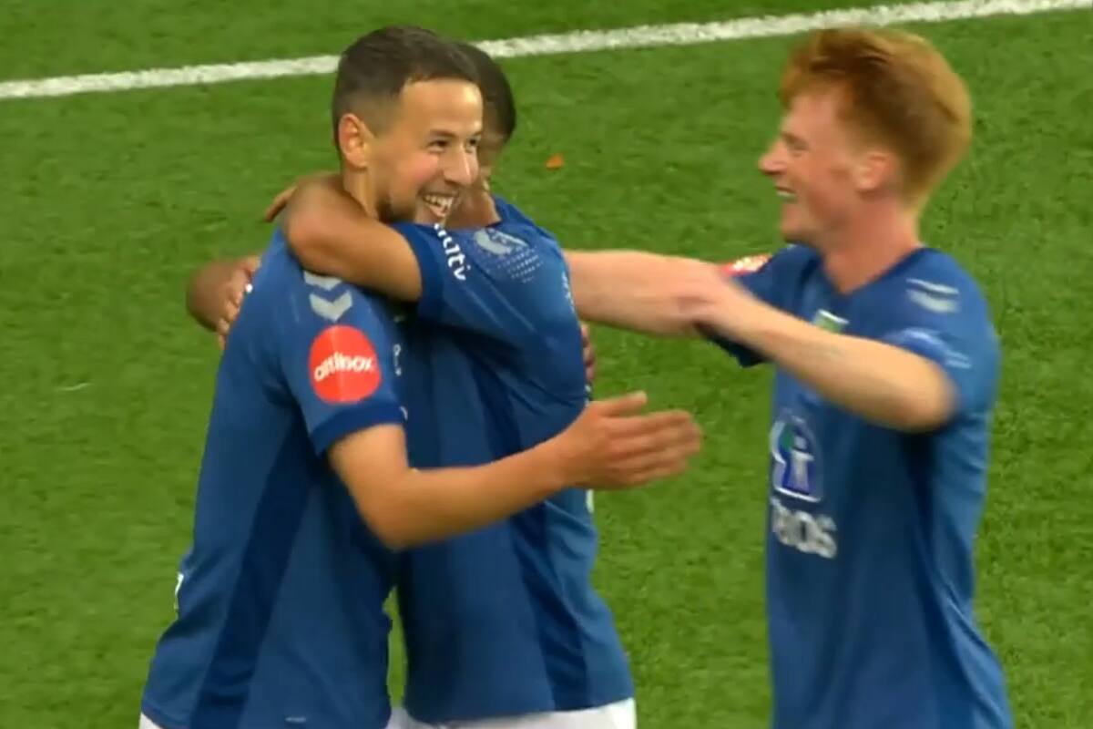 volvió a anotar con el KFUM Oslo de Noruega.