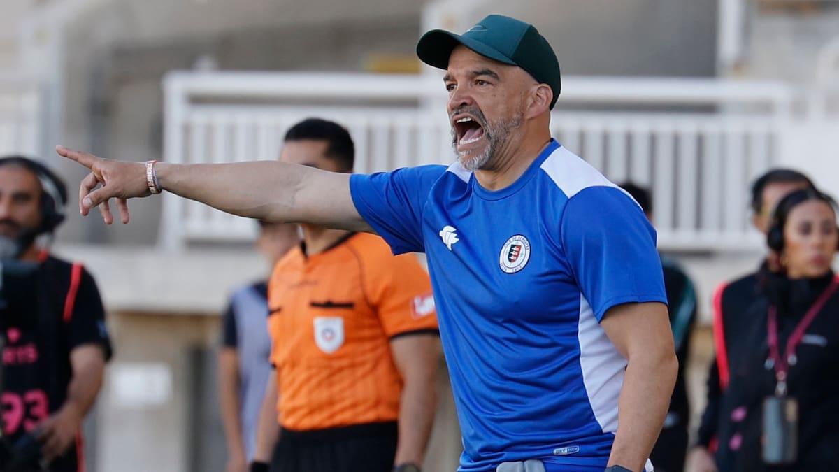 DT del fútbol chileno denuncia grave agresión: “Me tira un combo por la espalda; me sale una posible fractura”