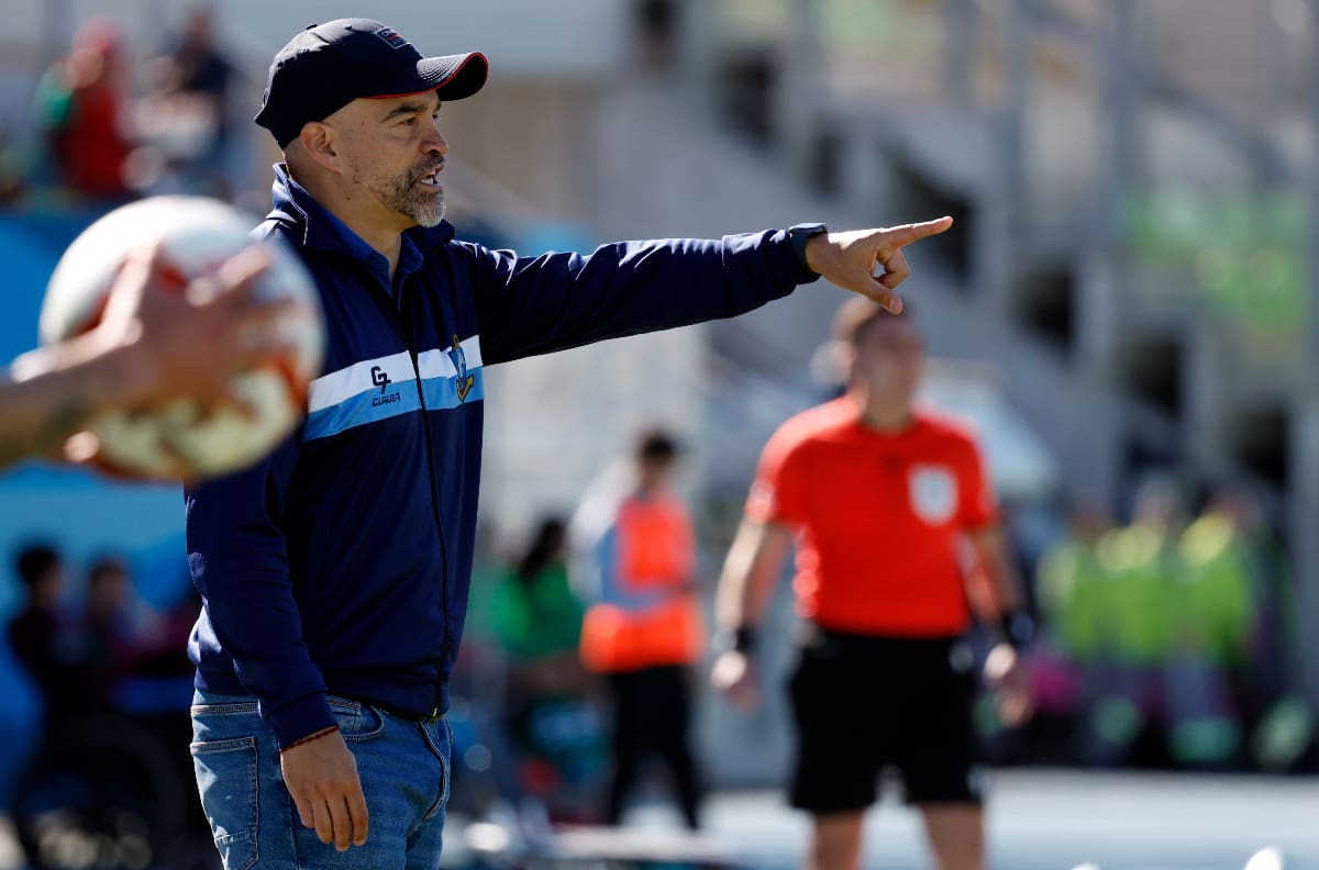 Fue ayudante de Bielsa: el candidato de Cobreloa para salvarlo del descenso si se va Giovagnoli