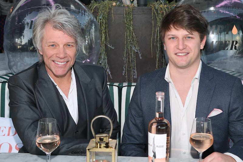 se casaron en la misma capilla en Las Vegas.