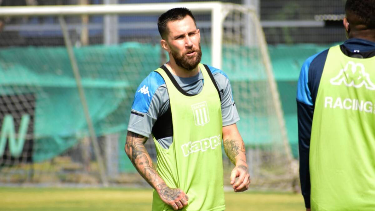 Gómez aún no define su futuro para 2024 (Foro: Racing Club)