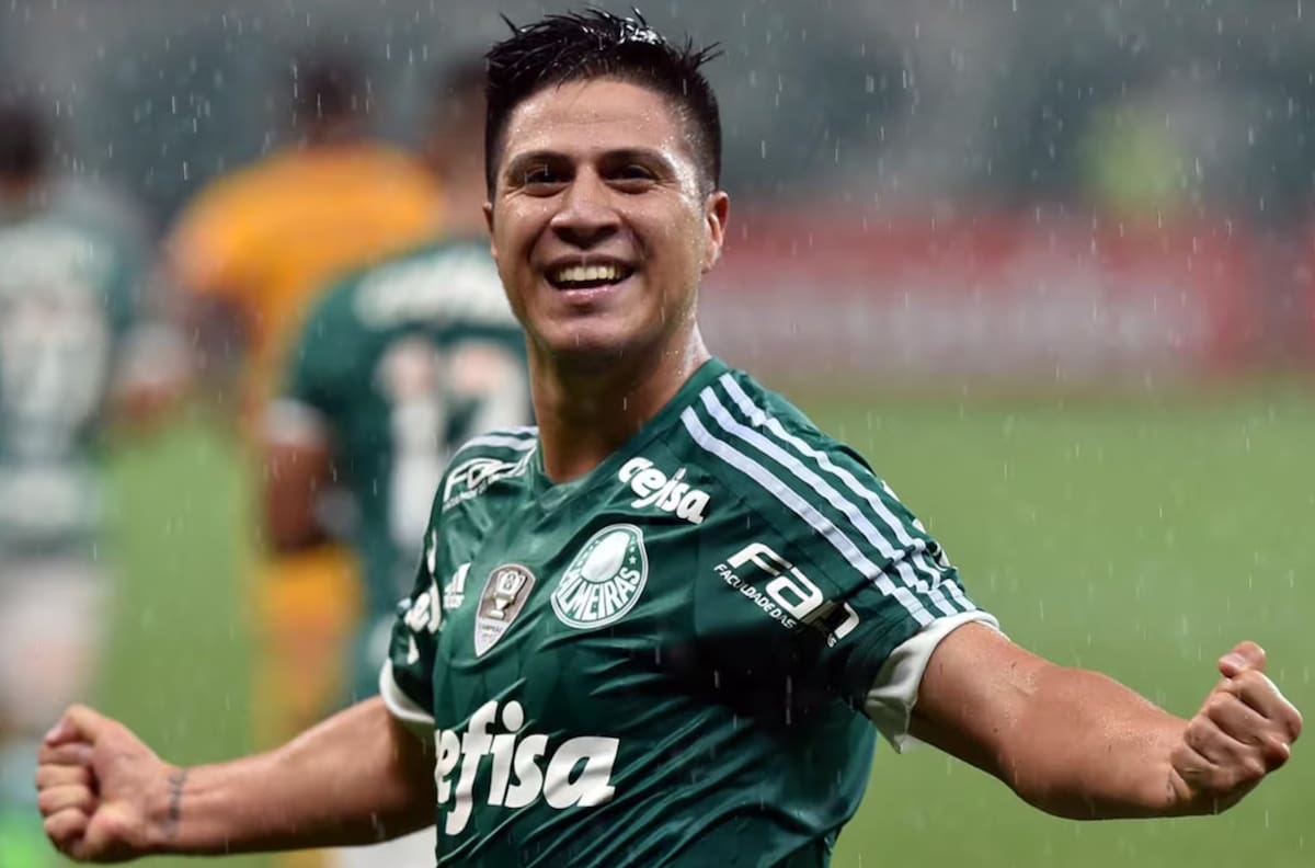 “Espina me quería a toda costa”: El goleador que “estaba firmado” y que Colo-Colo ignoró para traer a Blandi