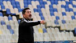 Duró 8 días cesante: DT del fútbol chileno despedido por mal rendimiento ya encontró club