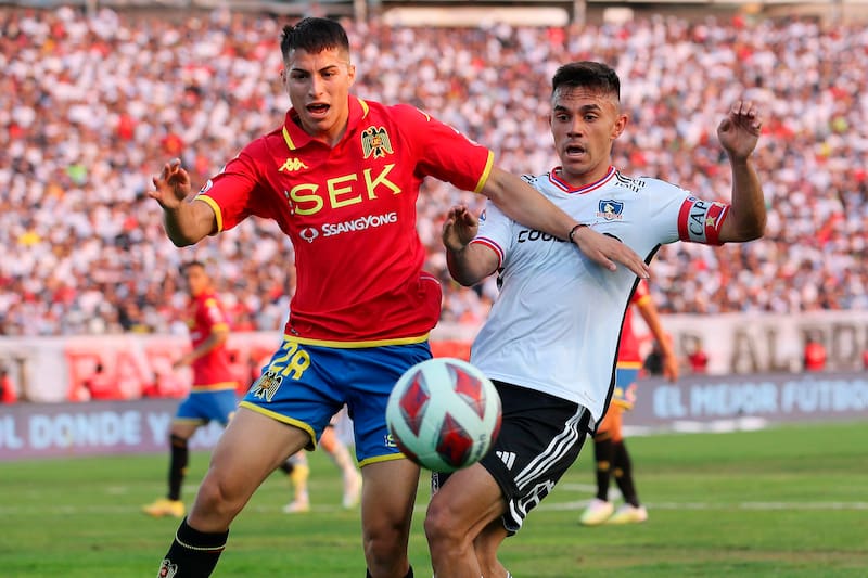 El defensor está en el radar de Colo Colo. Foto: Agencia Aton.