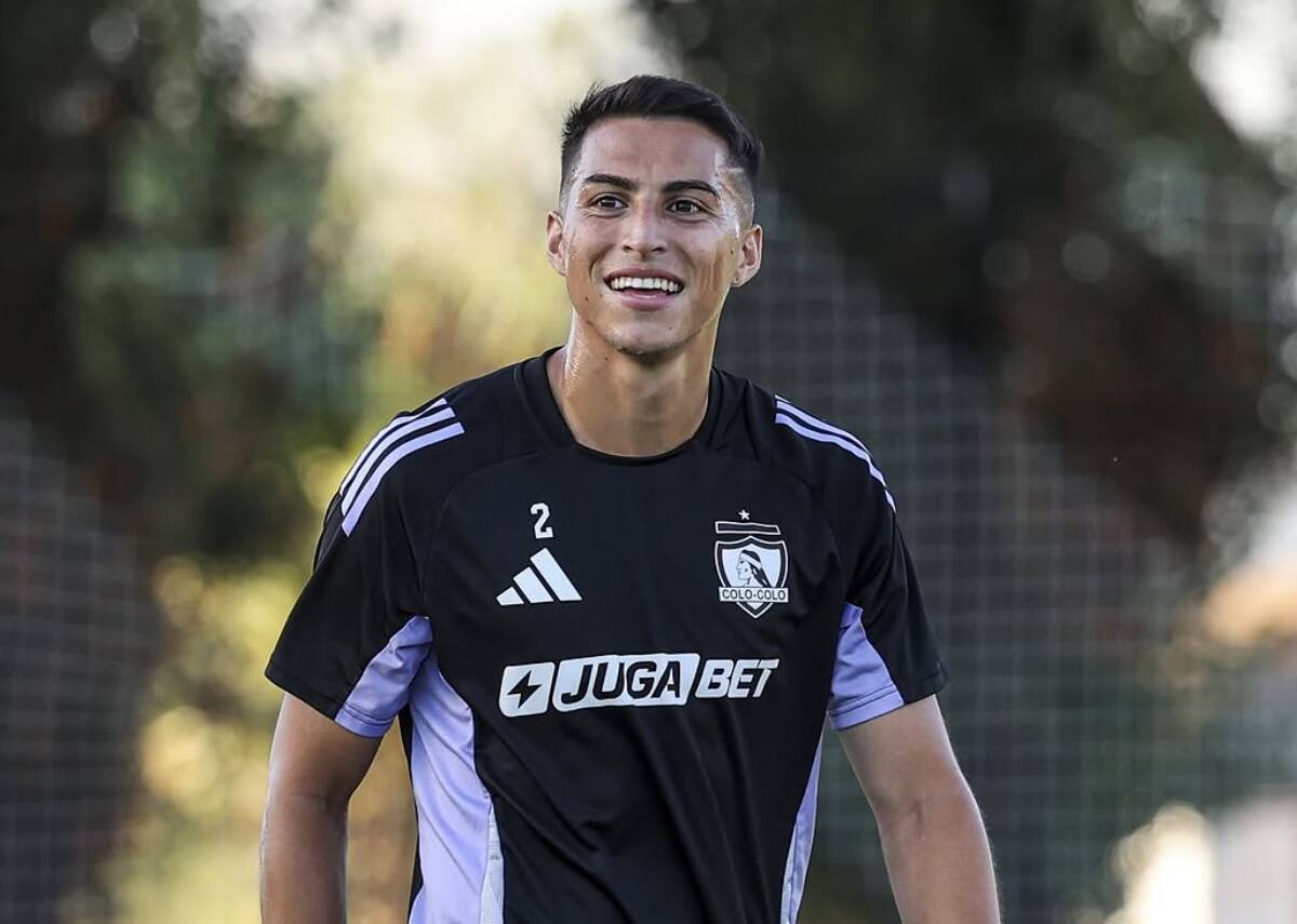 Villagra volverá a jugar como defensa. Foto: Colo Colo en Instagram.