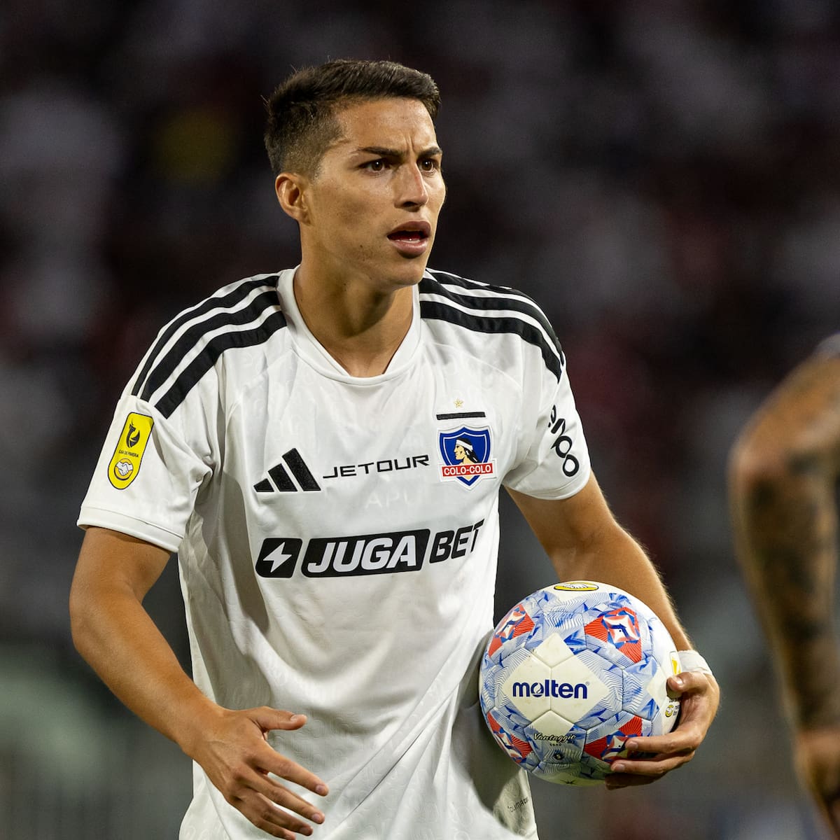 Alerta Colo-Colo: Jonathan Villagra llama la atención en Sudamérica y suma interesados