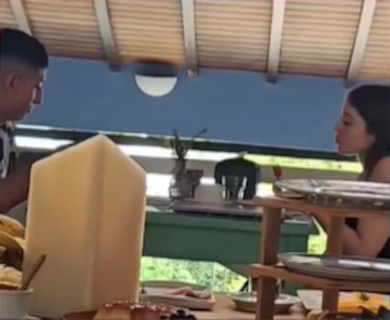 con supuesta nueva pareja en Buzios.