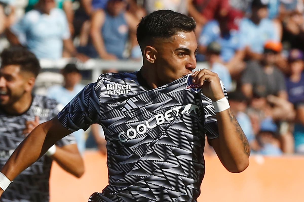 El delantero sueña con volver a Colo-Colo. Foto: Agencia Aton.