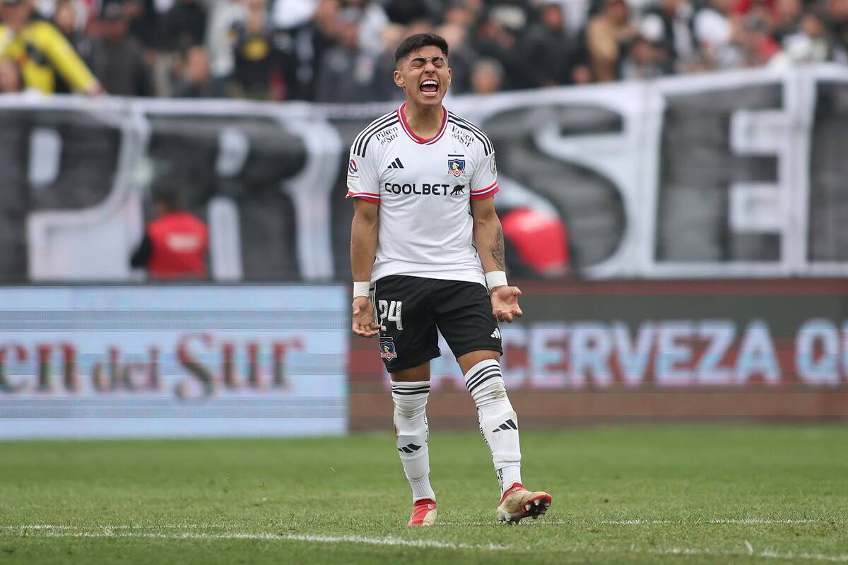 tiene contrato hasta 2025 en Colo Colo.