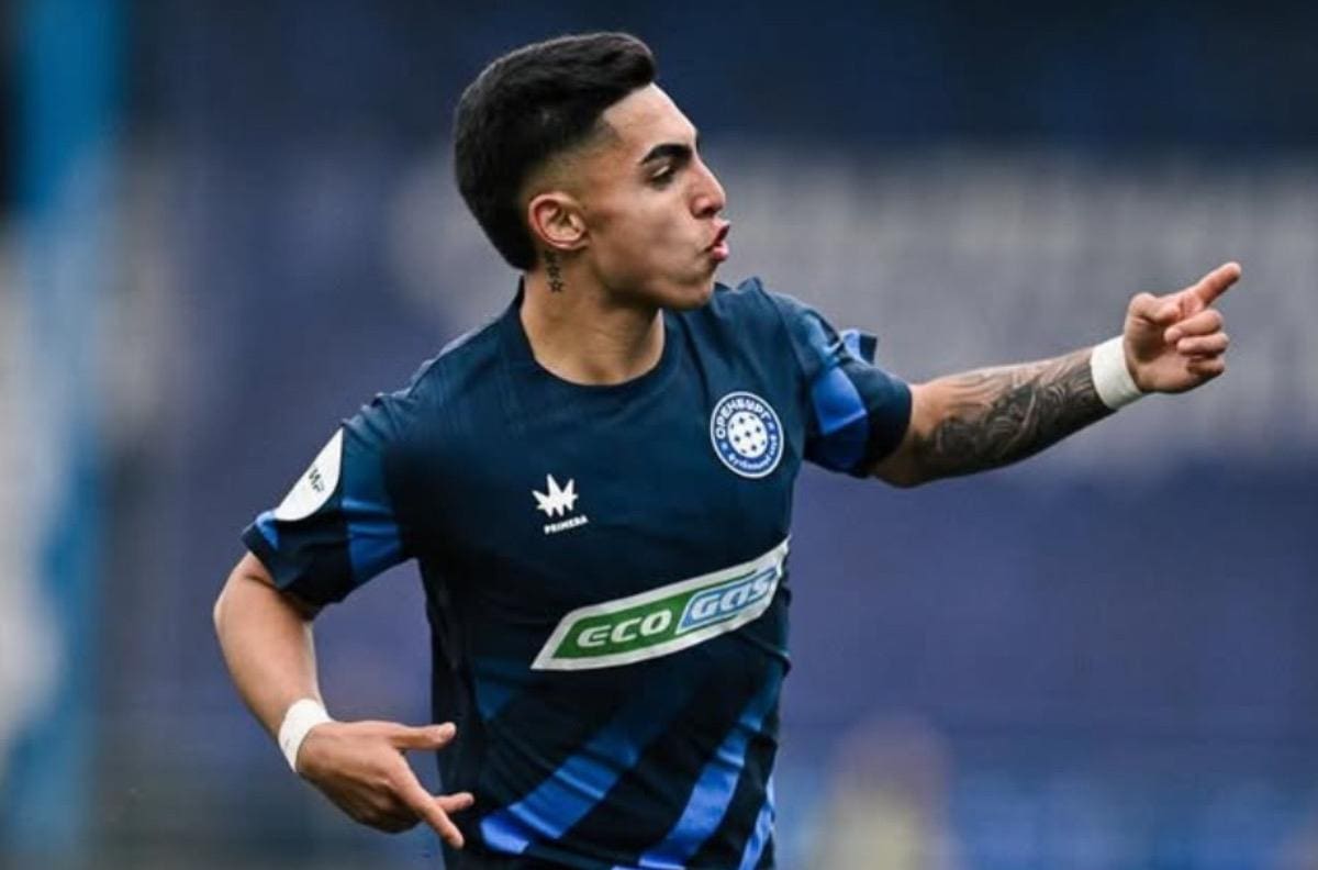 VIDEO | Jordhy Thompson se luce con doblete en Orenburg: golazo de derecha incluido