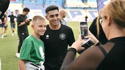 VIDEO | Jordhy Thompson aprovecha el parón en Rusia y parte de vacaciones a Dubái