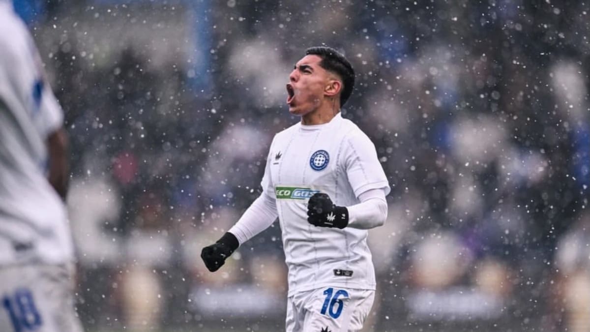 Fernando Ortiz dejó contra las cuerdas el retorno de Jordhy Thompson y le sale competencia a Colo-Colo