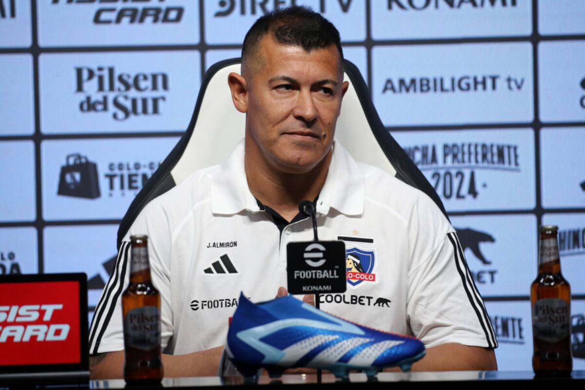 fue presentado oficialmente en Colo Colo (Foto: Photosport)