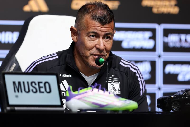 Jorge Almirón apuntado por los técnicos del fútbol chileno.