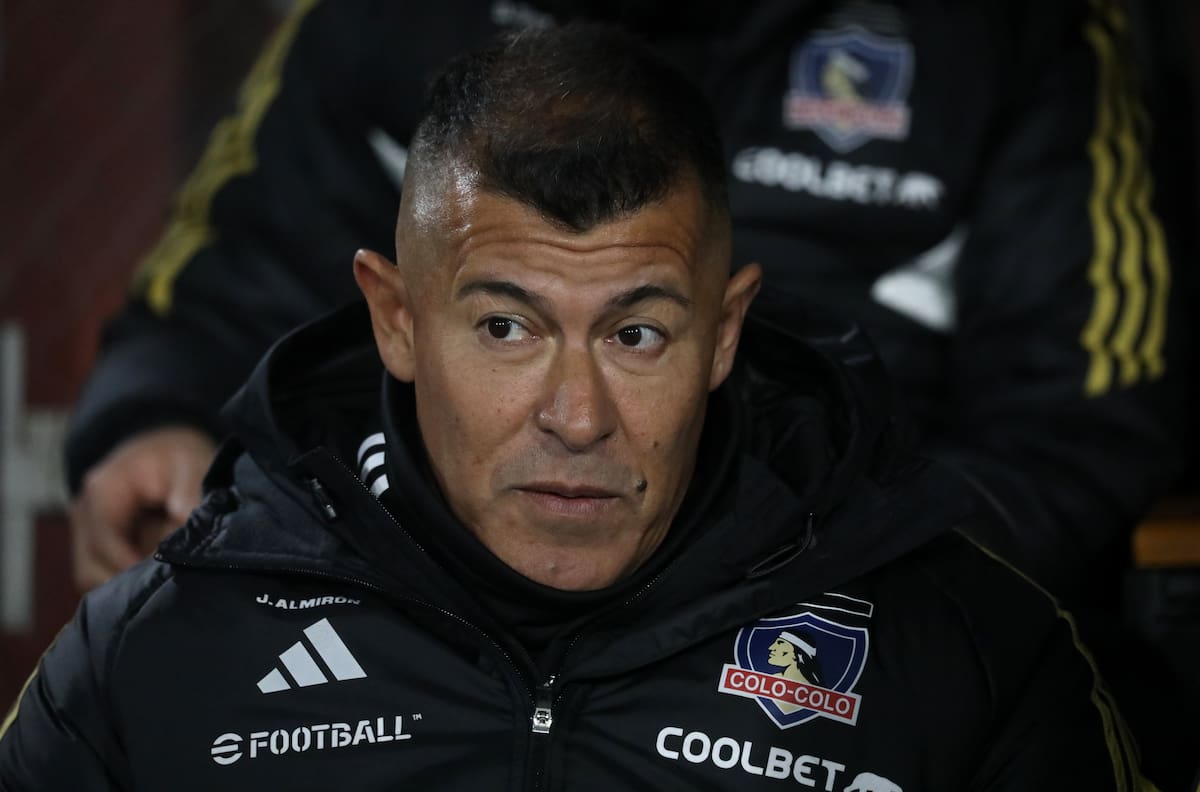 Sonríe Jorge Almirón: Colo Colo tiene casi asegurado a su primer refuerzo para la próxima temporada