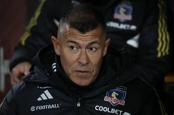 Sonríe Jorge Almirón: Colo Colo tiene casi asegurado a su primer refuerzo para la próxima temporada