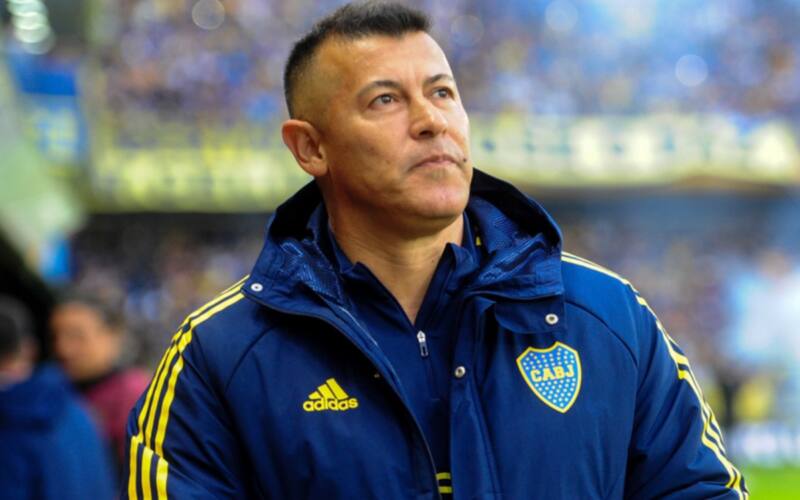 Jorge Almirón comenzará este lunes con los entrenamientos en Colo Colo.