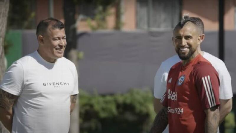 Arturo Vidal y Jorge Almirón se pueden volver a juntar (Foto: La Roja)