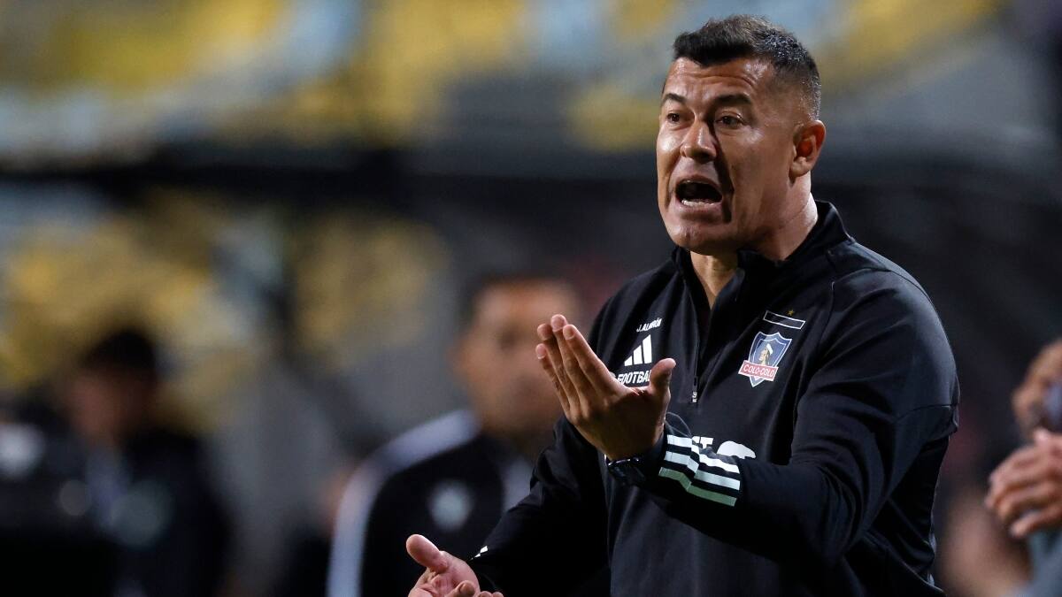 Sufre Jorge Almirón: Colo Colo podría perder un nuevo refuerzo ante la arremetida de un gigante de Brasil