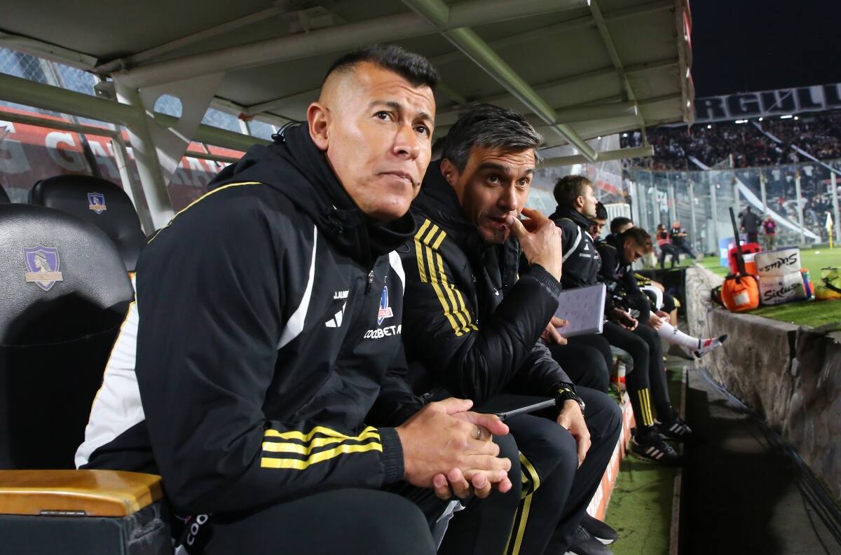 Apodó a Almirón el “Guardiola Negro” y le tiene fe a su Colo Colo: “Se hizo experto en jugar la Libertadores”