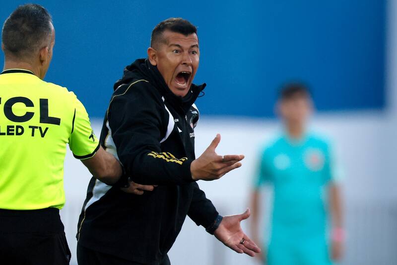retó a Javier Correa constantemente.
