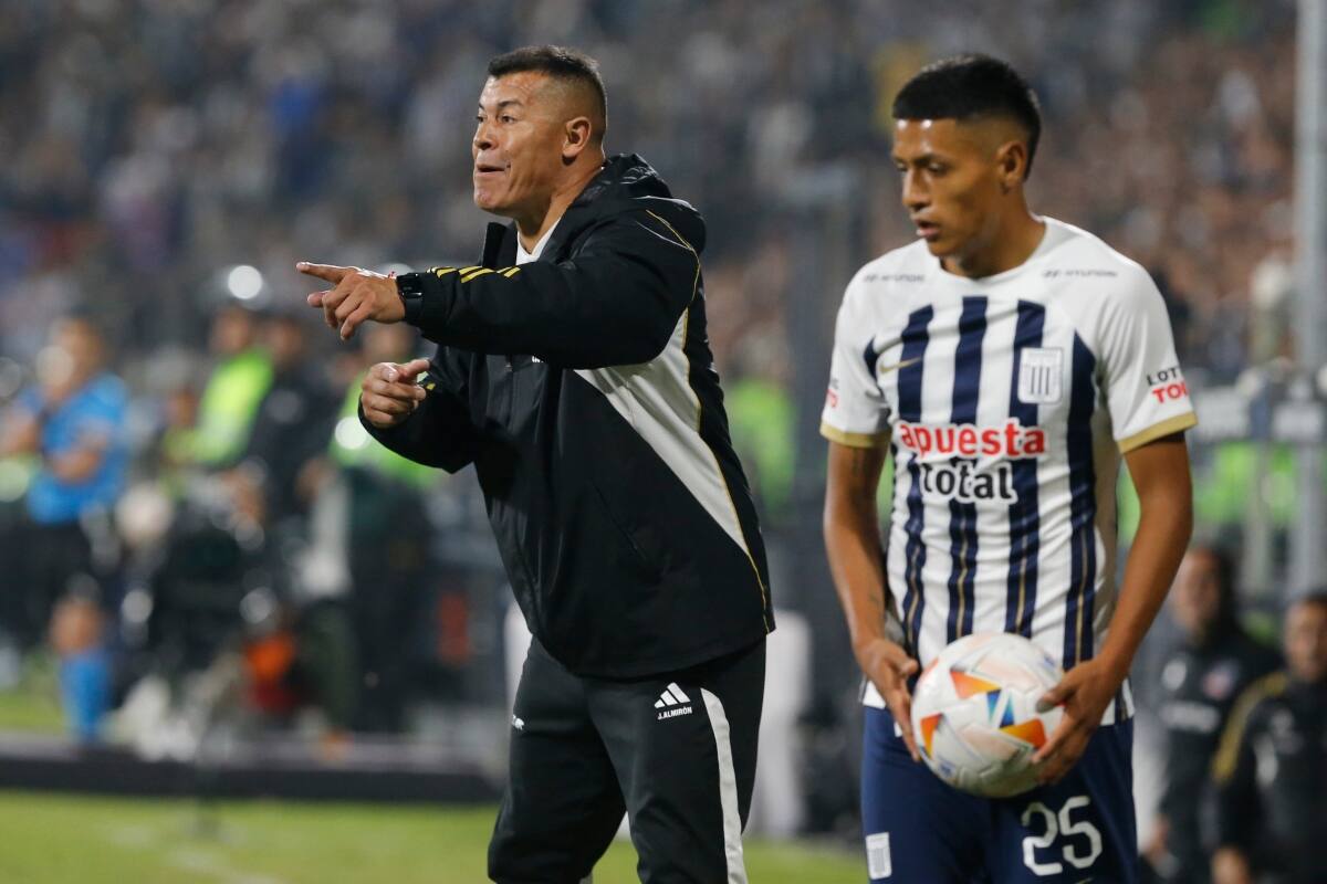 en el partido de Colo Colo ante Alianza Lima por Copa Libertadores. (Foto: ATON)