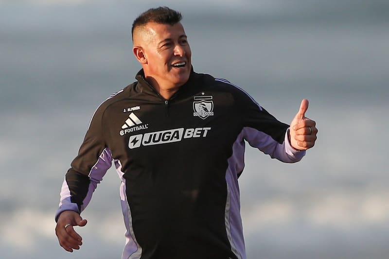 renovó contrato hasta 2026.