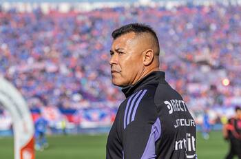 Desde Colo Colo definen las características del técnico que reemplazará a Jorge Almirón