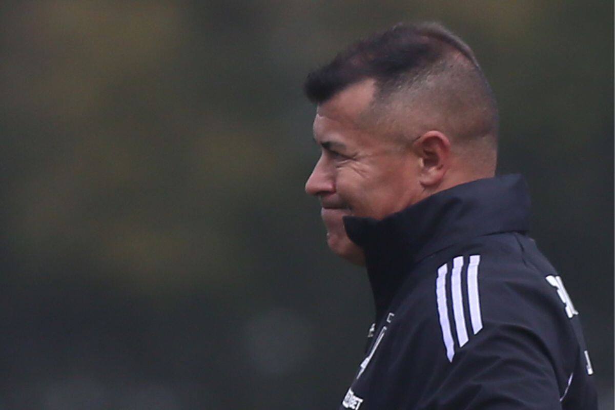 está en deuda en Colo Colo.