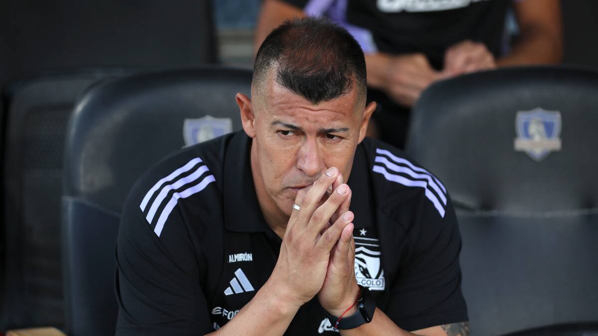 El plan de Colo Colo con el sucesor de Jorge Almirón: no estará más de cuatro fechas